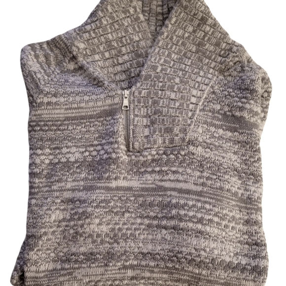 QUARTER ZIP APRES PULLOVER - Picture 1 of 10